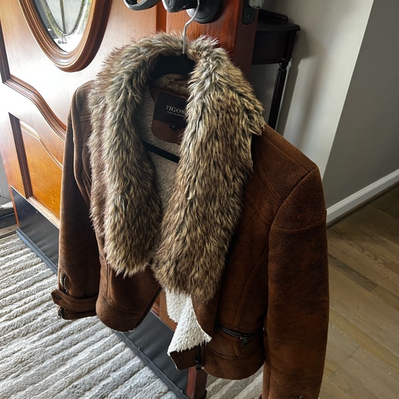 Vigoss Brown Teddy Jacket with Faux Fur Collar - Picture 2 of 6